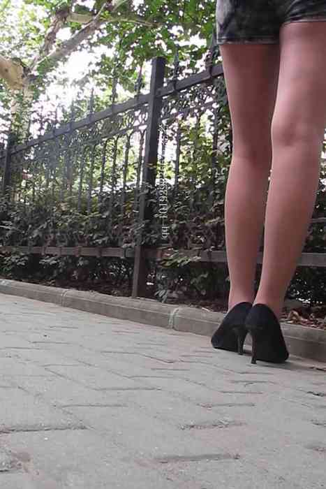 [大忽悠买丝袜街拍视频]ID0236 2012 8.25【成功案例】第49弹-让172腿型超好少妇穿上