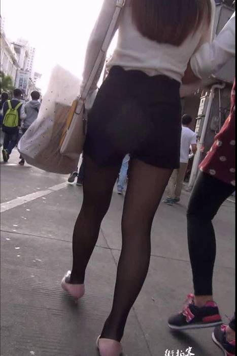 [街拍客视频]jx0518 街拍黑丝热裤美腿少妇